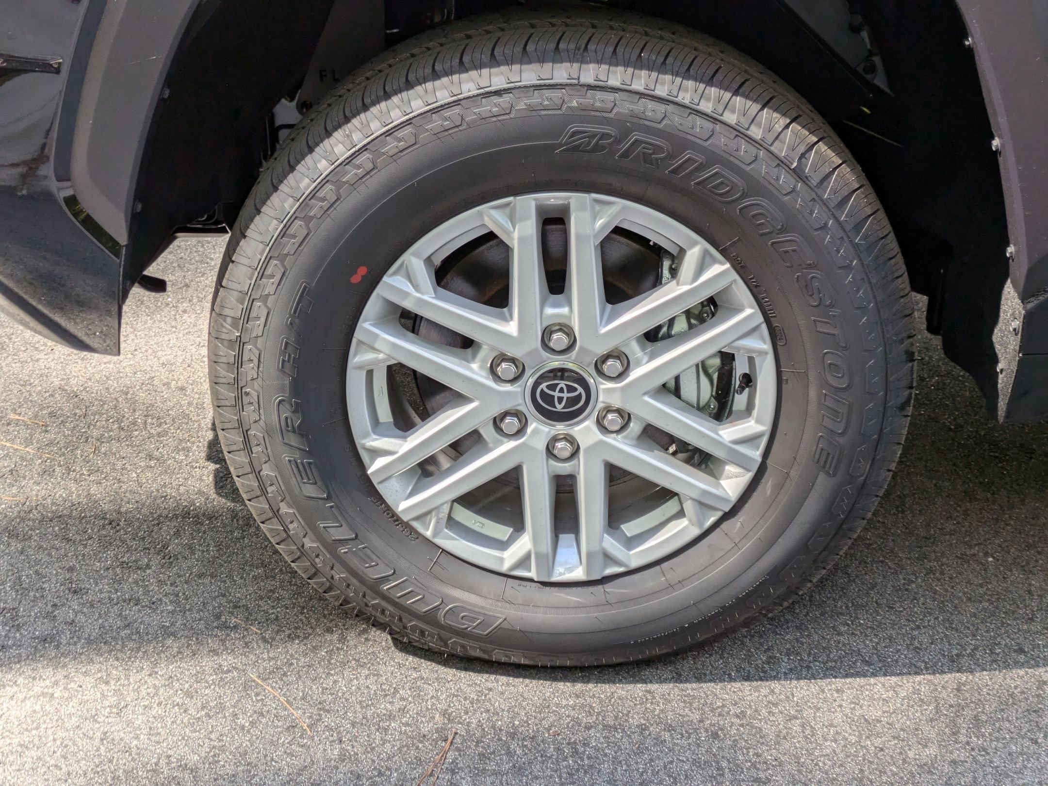 New 2024 Toyota Tundra SR5 image 33