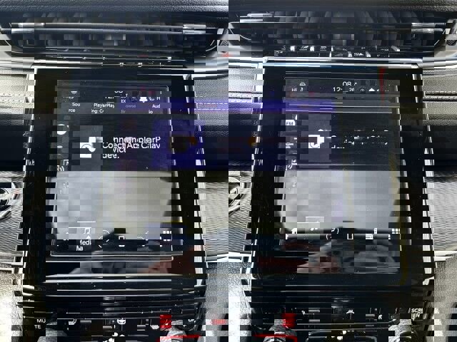 Used 2024 Jeep Grand Cherokee L Altitude image 29