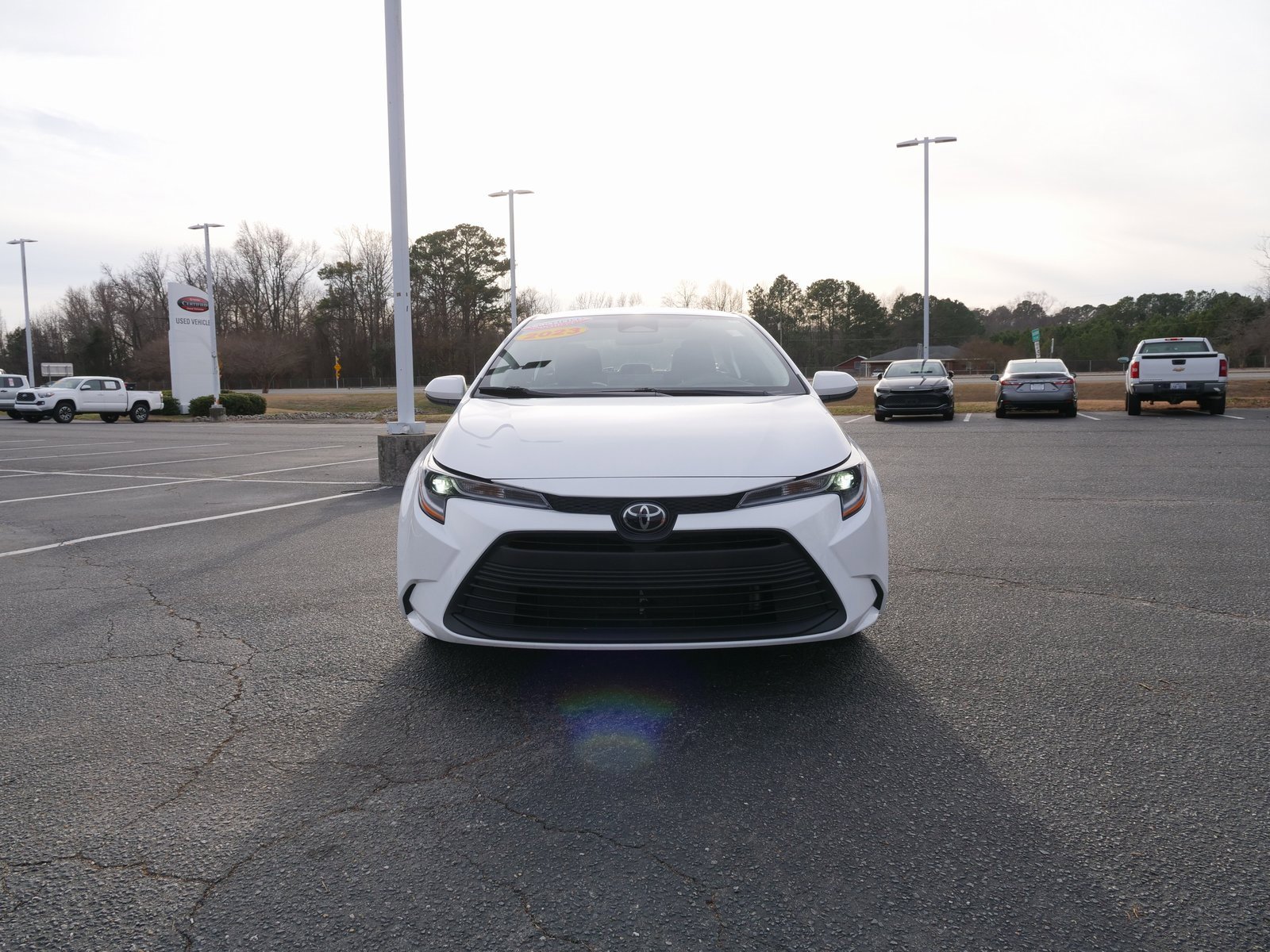 Used 2023 Toyota Corolla LE image 9