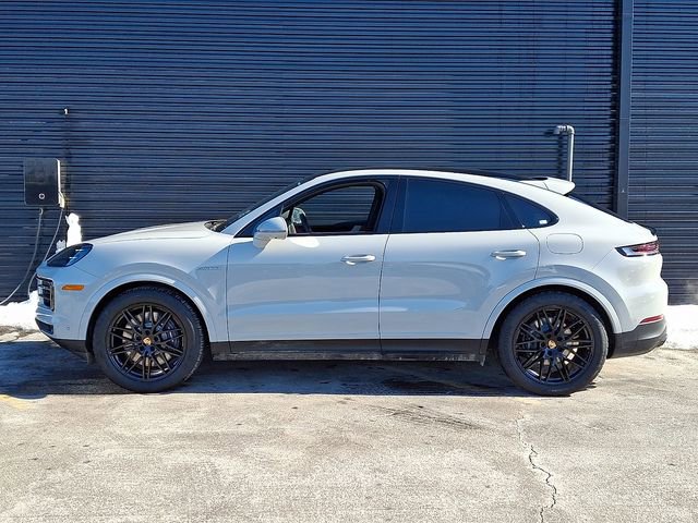 New 2026 Porsche Cayenne E-Hybrid Coupe image 2