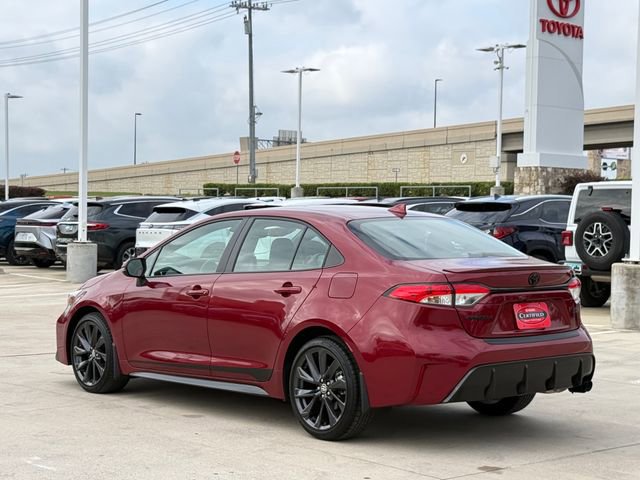 Used 2025 Toyota Corolla SE image 4