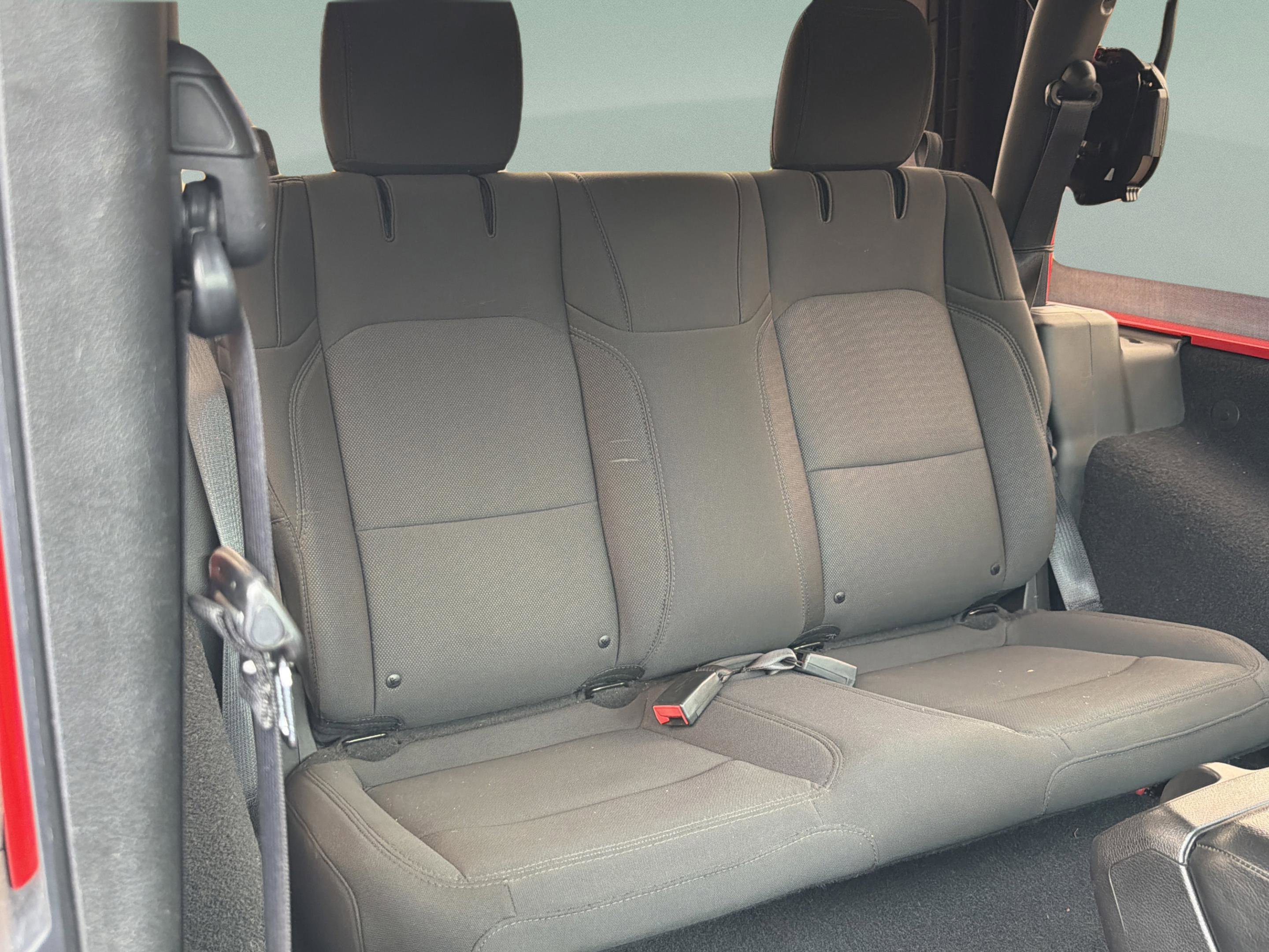 Used 2019 Jeep Wrangler Sport image 28