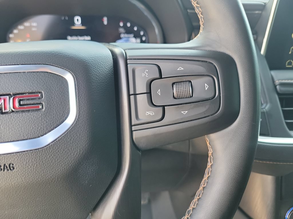 Used 2024 GMC Yukon AT4 w/ AT4 Premium Plus Package AWD/4WD image 25