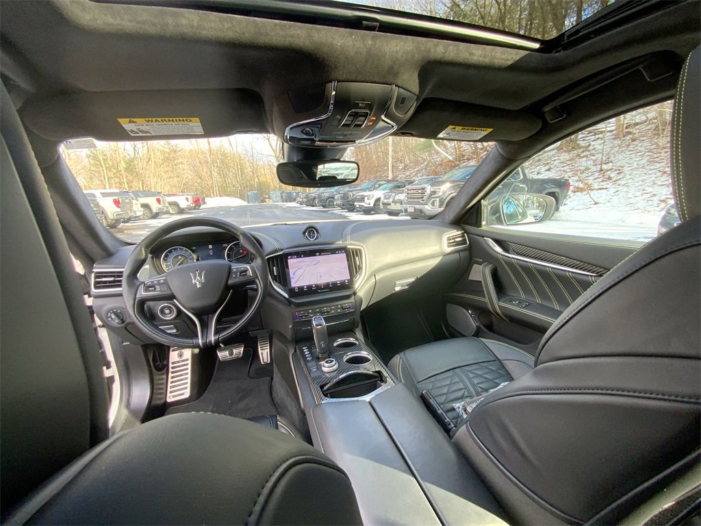 Used 2022 Maserati Ghibli Modena Q4 image 21