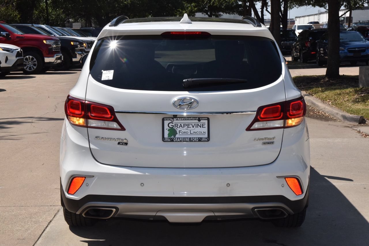 Used 2019 Hyundai Santa Fe XL FWD image 9