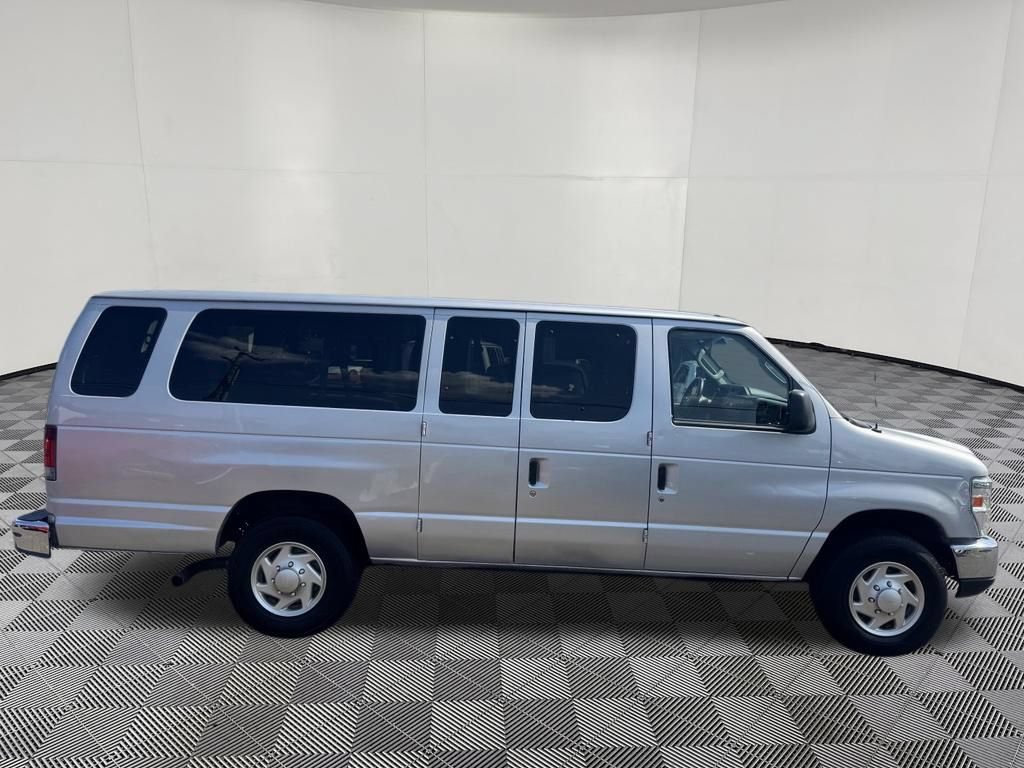 Used 2012 Ford E-350 and Econoline 350 XLT RWD image 4