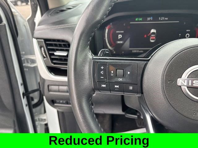 Used 2024 Nissan Rogue SL image 16