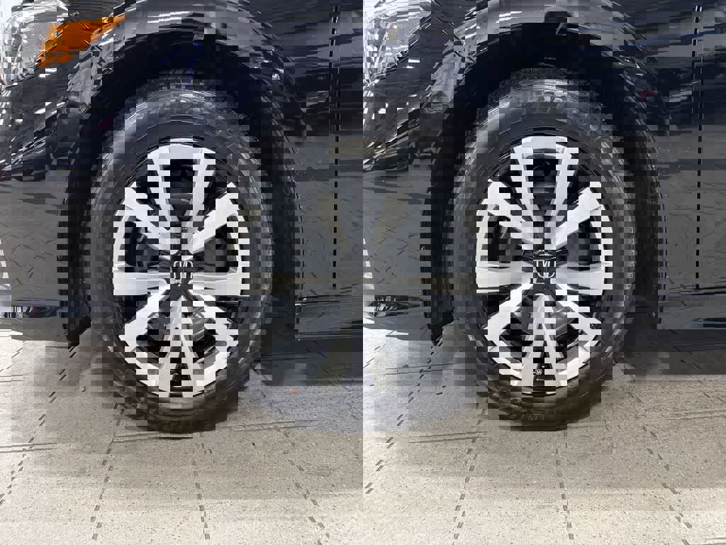 Used 2026 Honda Civic LX image 10