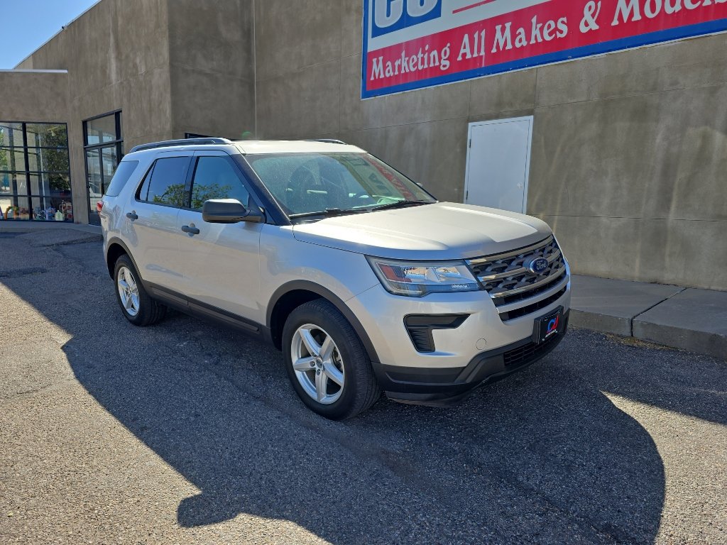 Used 2018 Ford Explorer 4WD image 3