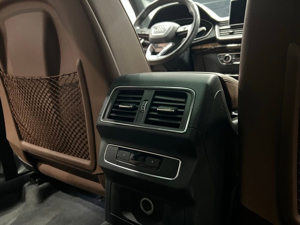 Used 2018 Audi Q5 2.0T Premium image 24