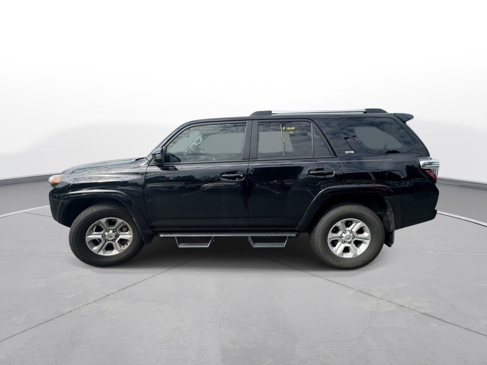 Used 2024 Toyota 4Runner SR5 RWD image 9