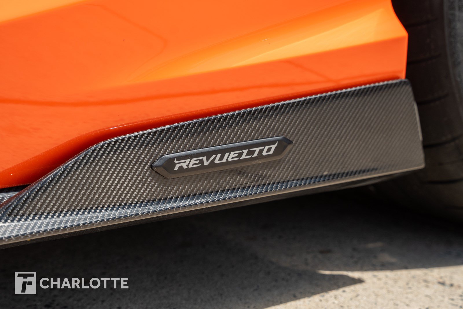 Used 2024 Lamborghini Revuelto AWD/4WD image 7
