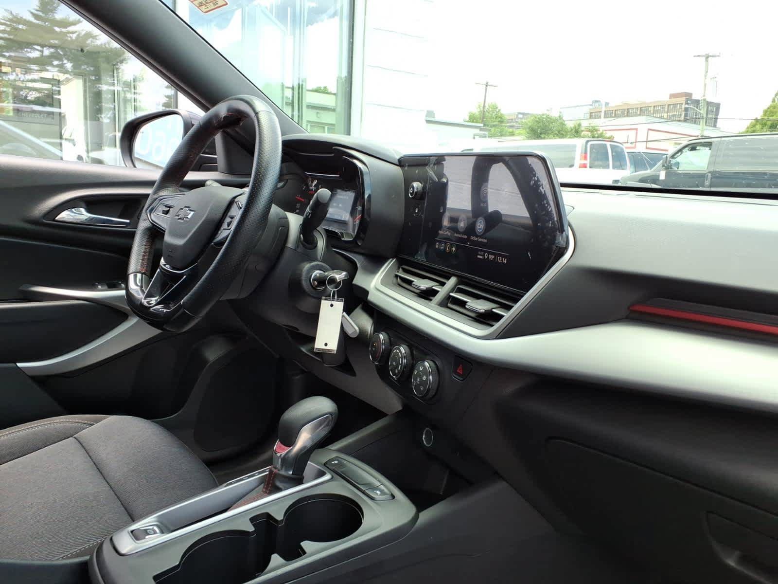 Certified 2024 Chevrolet Trax RS w/ Driver Confidence Package FWD image 24