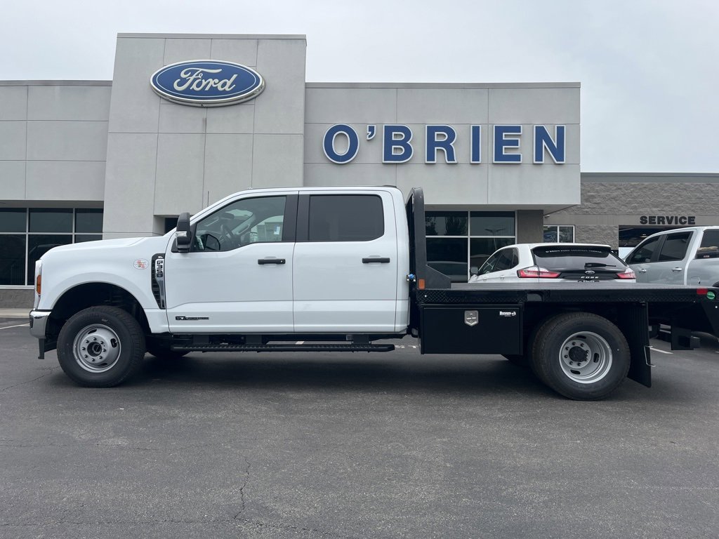 New 2025 Ford F350 XL w/ XL Chrome Package image 2