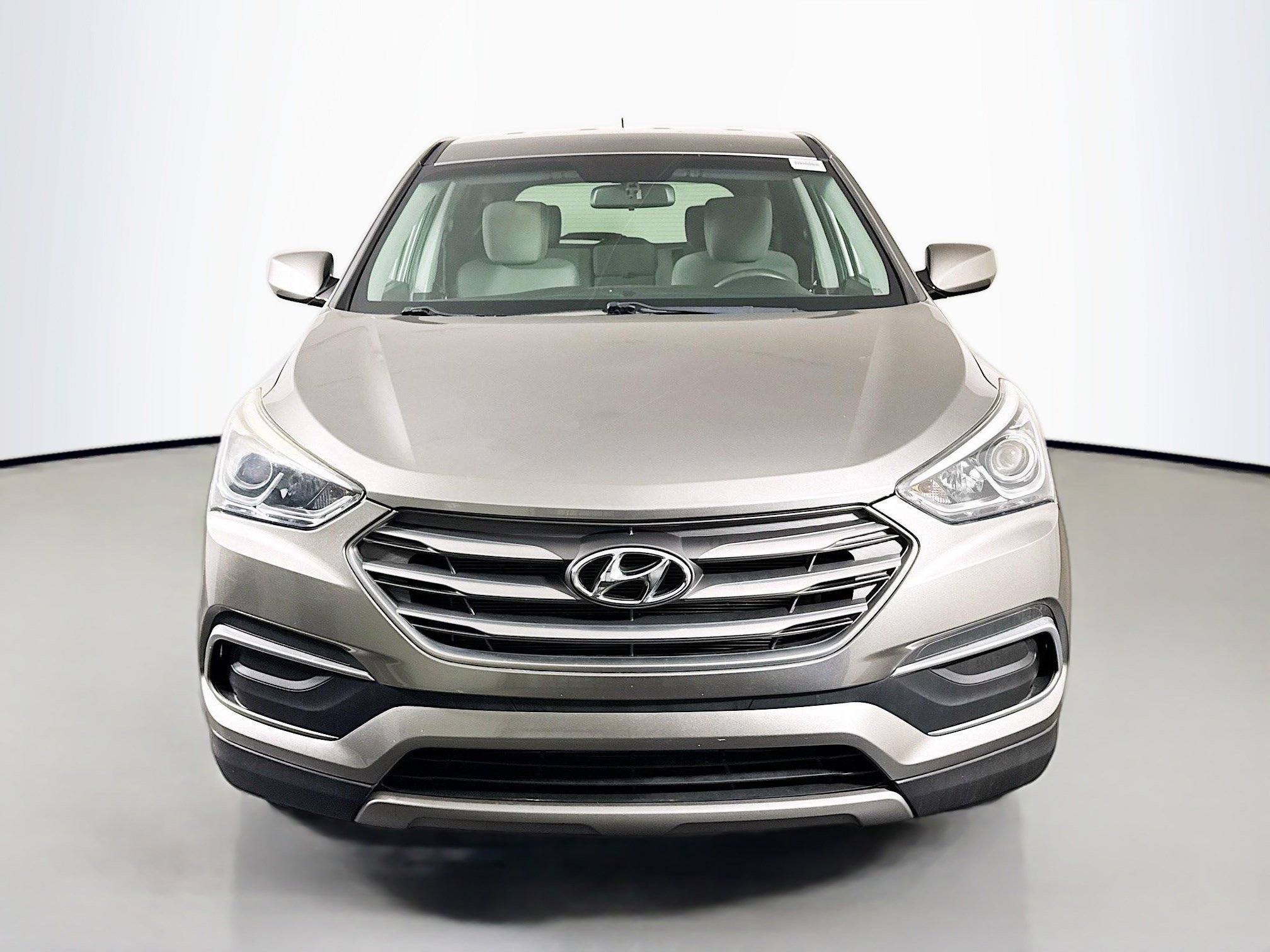 Used 2018 Hyundai Santa Fe Sport AWD/4WD image 2