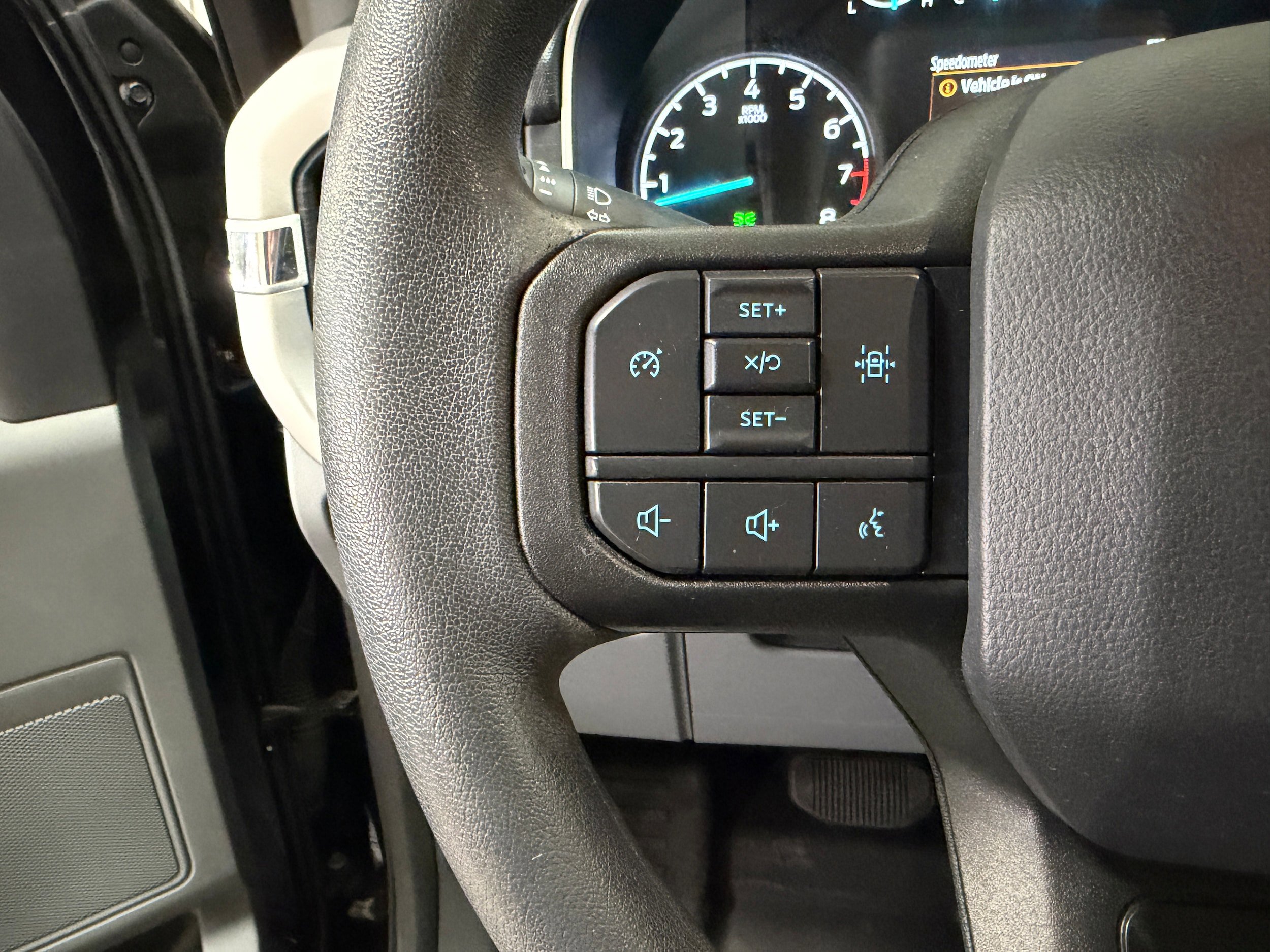 Used 2023 Ford F150 XL w/ XL Chrome Appearance Package AWD/4WD image 17