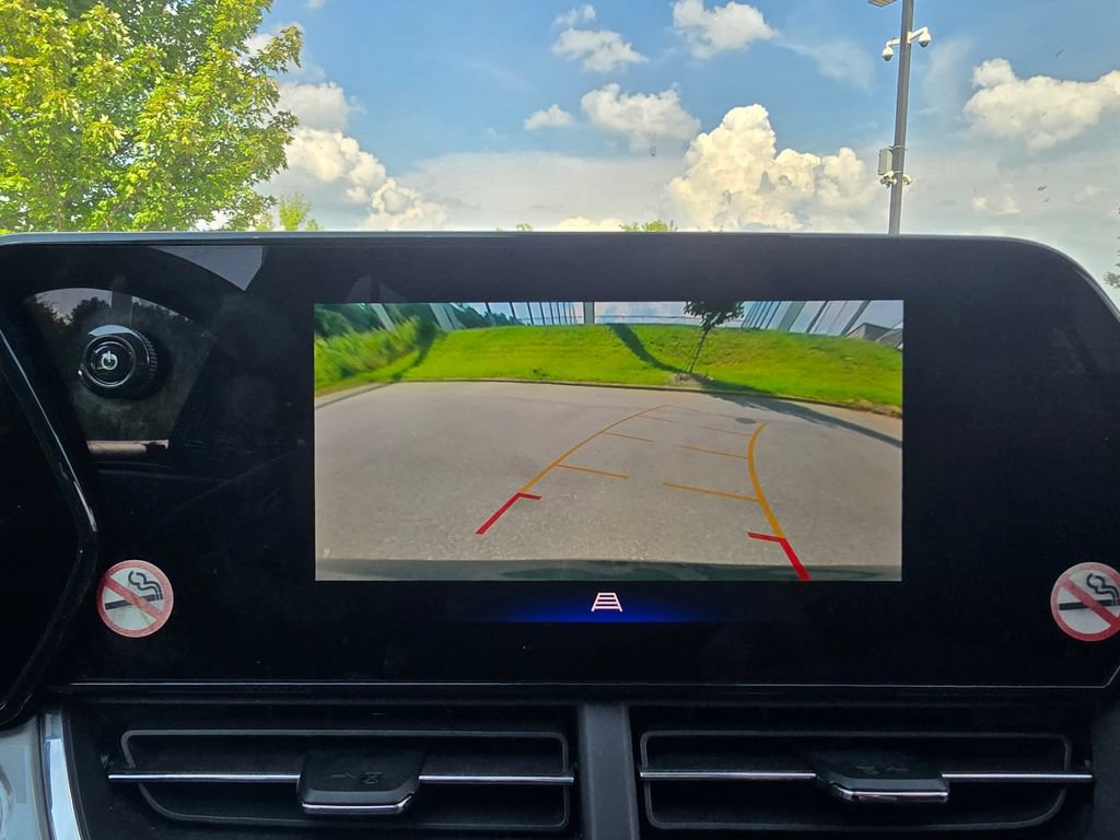 Used 2025 Chevrolet Trax LT FWD image 28