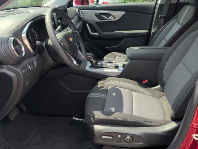 New 2026 Chevrolet Blazer LT w/ Convenience Package FWD image 27