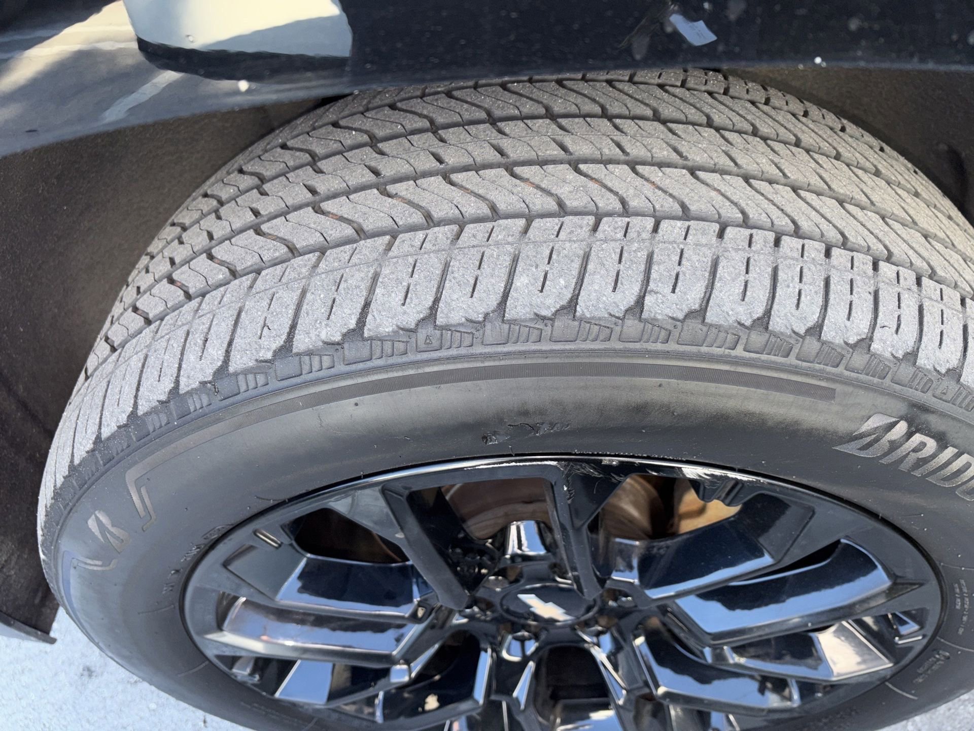 Used 2023 Chevrolet Suburban LT w/ Luxury Package image 10