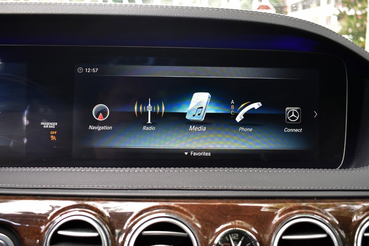 Used 2018 Mercedes-Benz S 450 4MATIC Sedan w/ Premium Package image 35