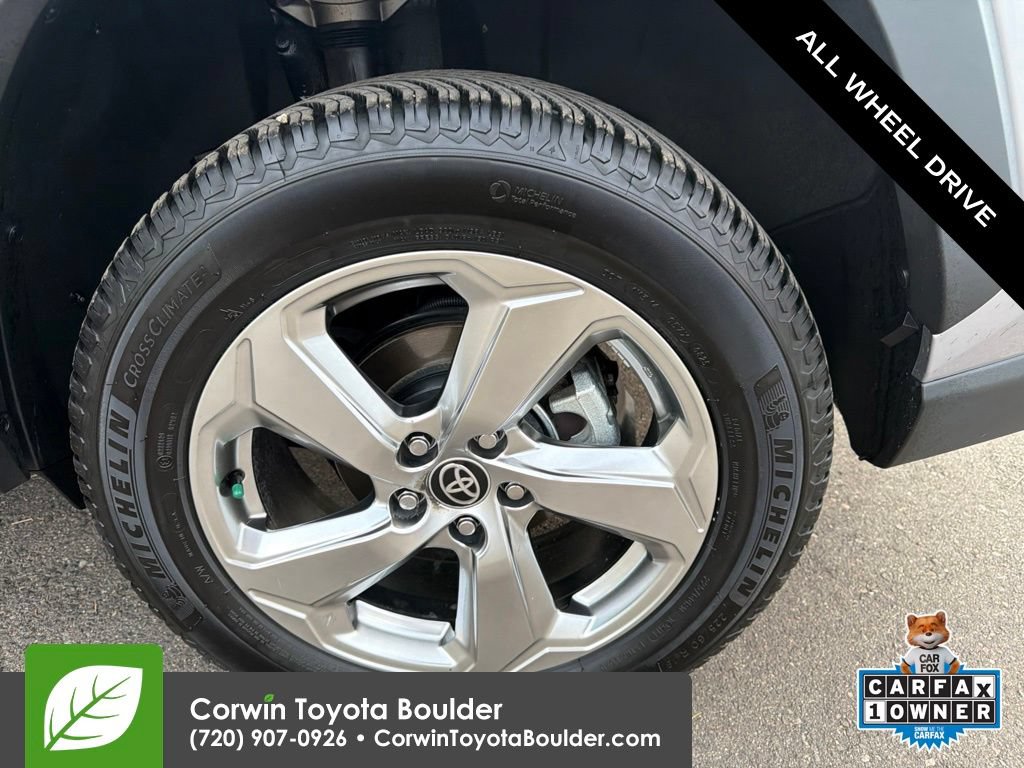 Used 2021 Toyota RAV4 XLE Premium AWD/4WD image 34