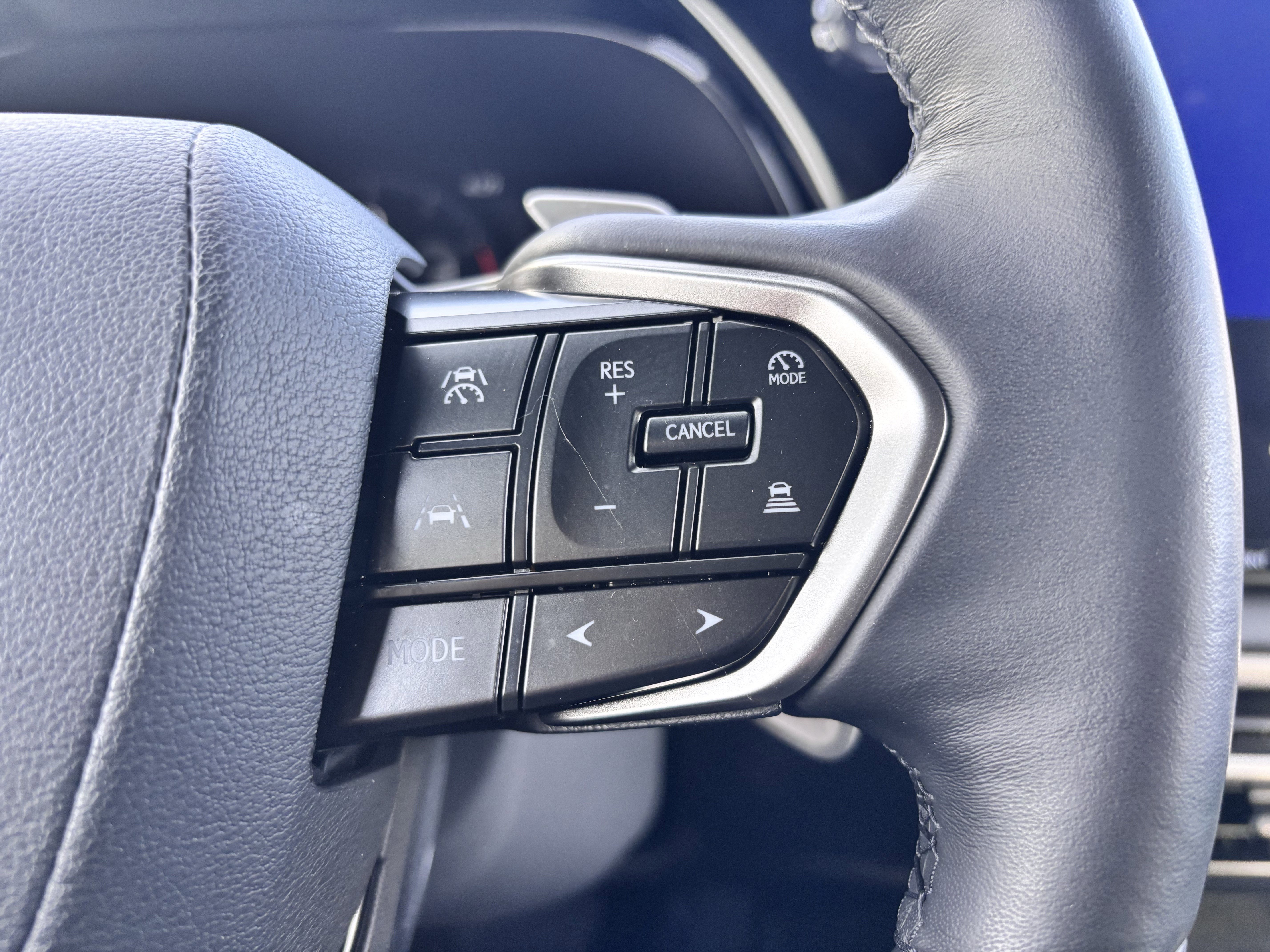 Used 2025 Lexus RX 350 Premium w/ Accessory Package (Z1) image 20