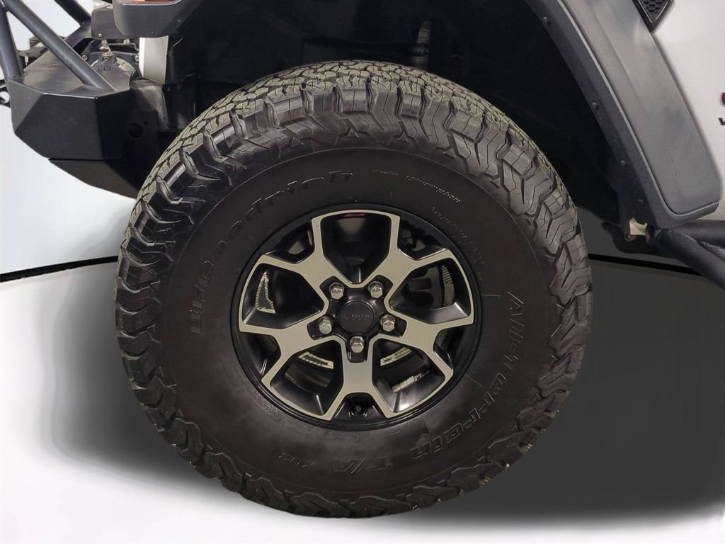 Used 2018 Jeep Wrangler Unlimited Rubicon w/ Cold Weather Group AWD/4WD image 11