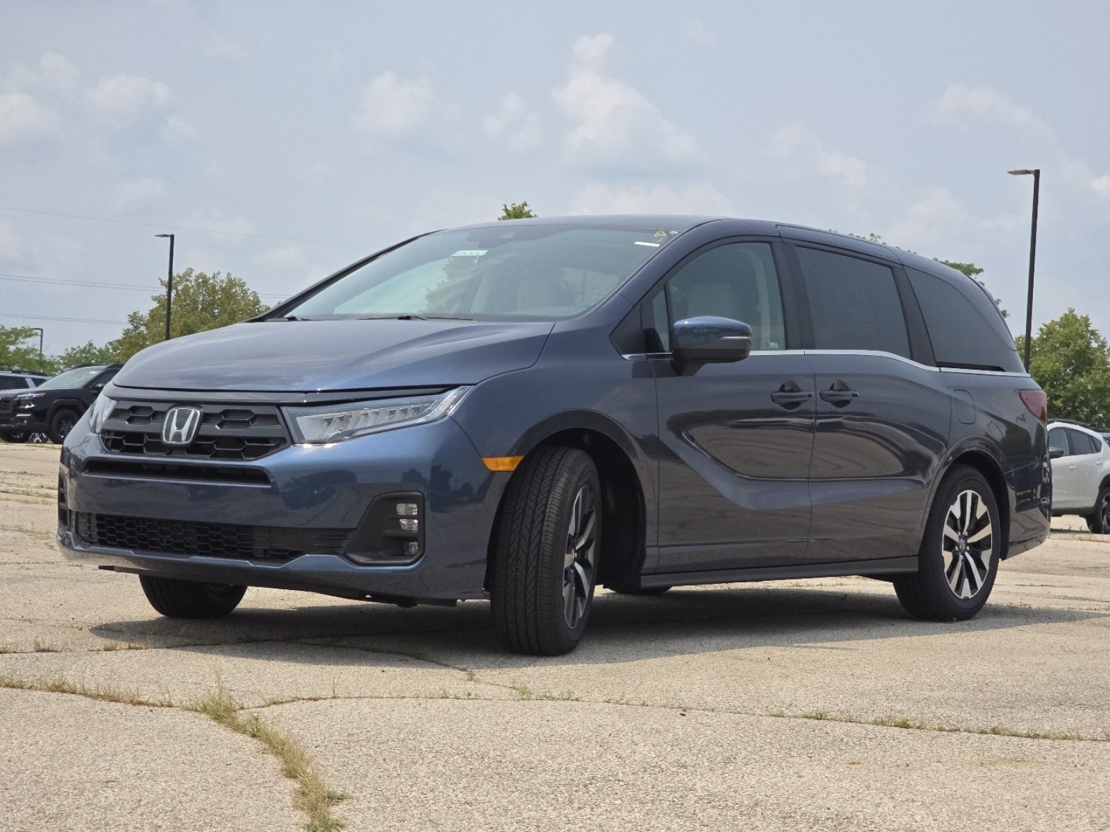 New 2026 Honda Odyssey EX-L image 9