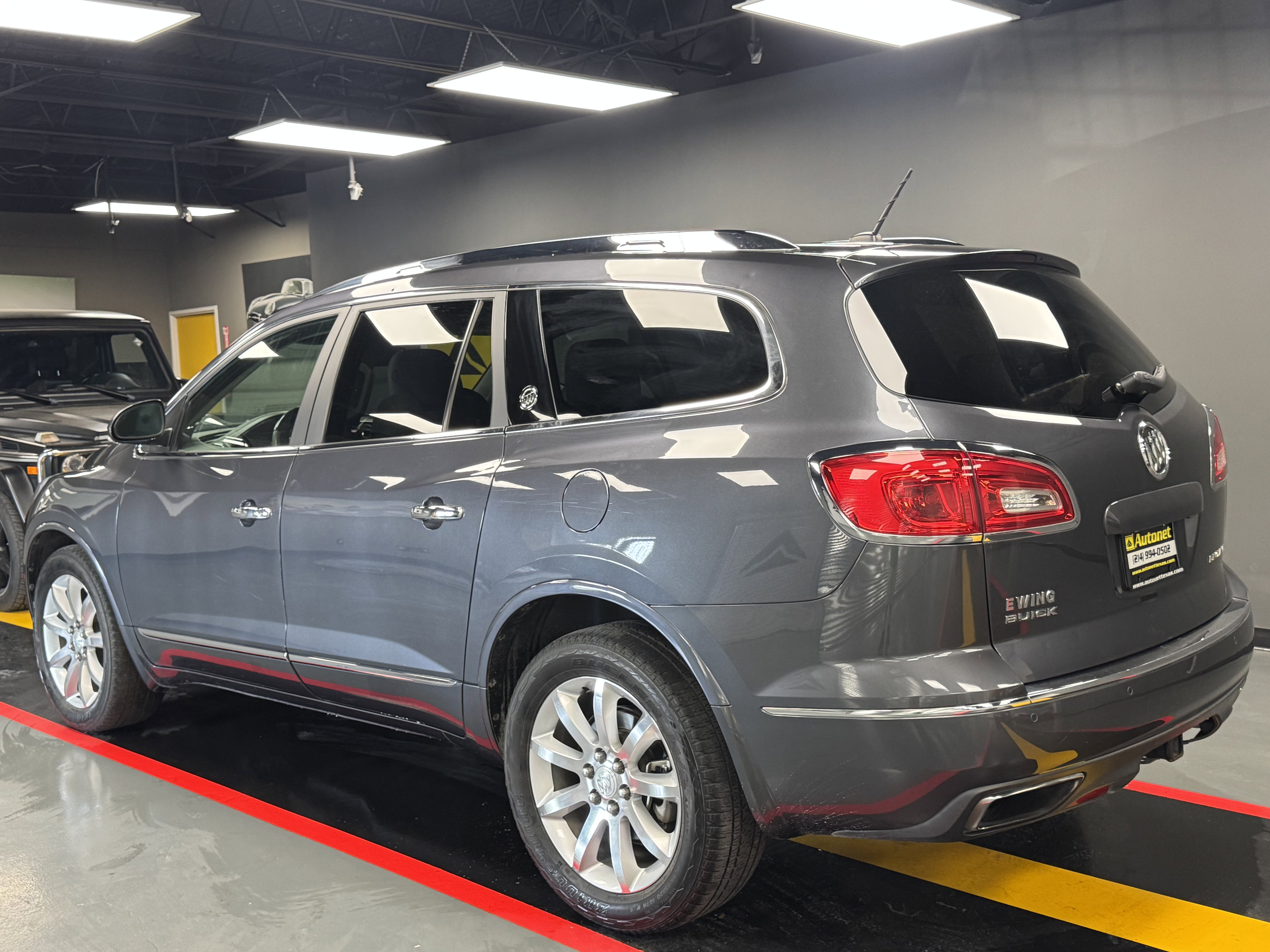 Used 2014 Buick Enclave Premium w/ Trailering Provision Package FWD image 4