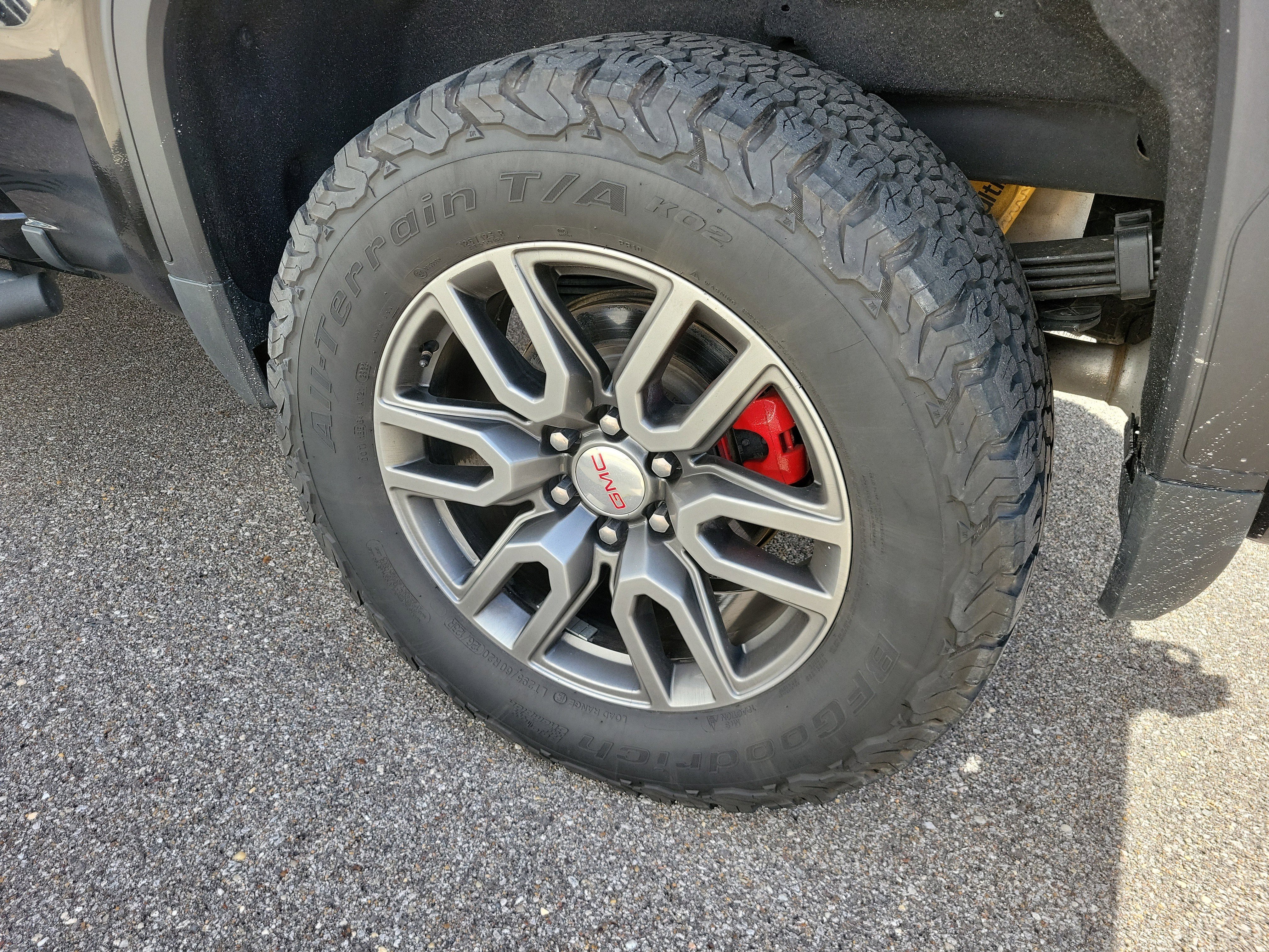 Used 2022 GMC Sierra 1500 AT4X image 8