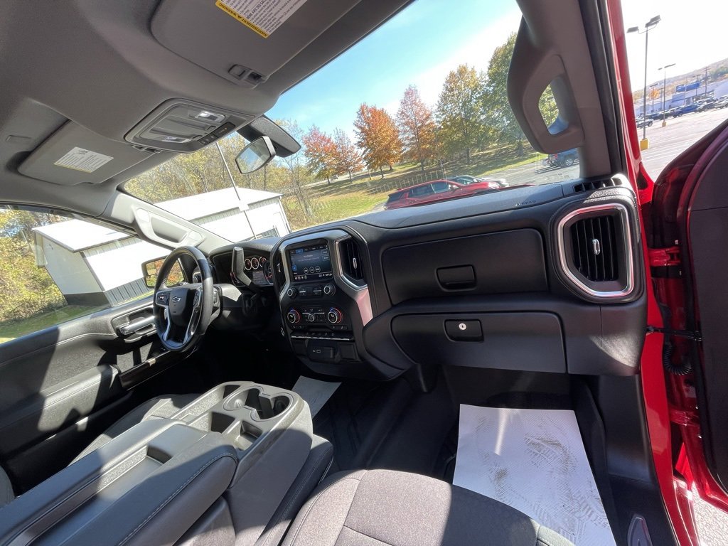 Certified 2020 Chevrolet Silverado 1500 RST image 12