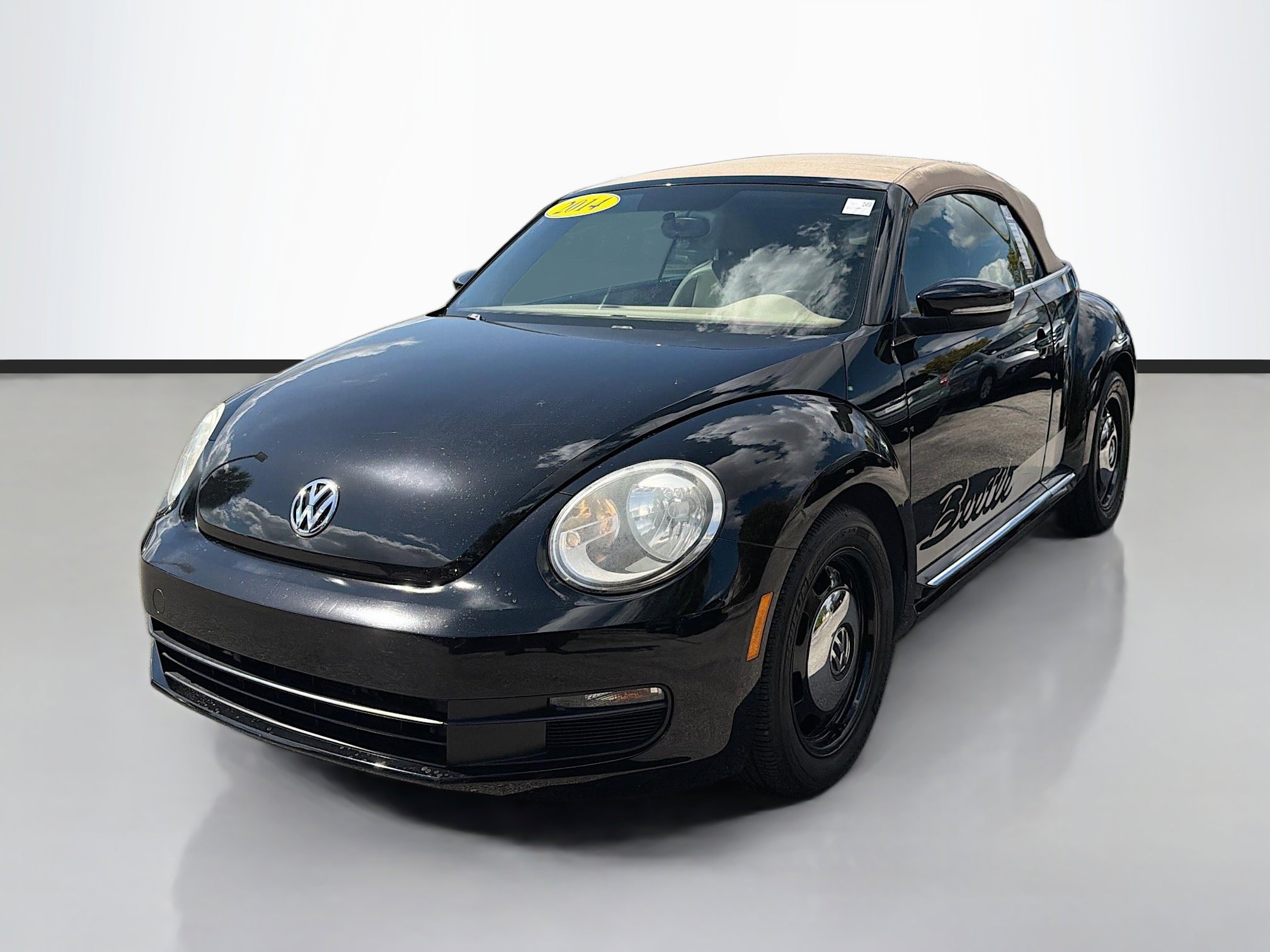Used 2014 Volkswagen Beetle 2.5 image 7
