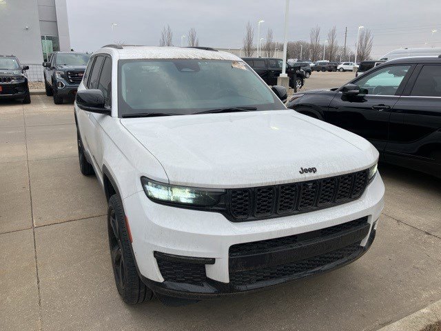 Certified 2023 Jeep Grand Cherokee L Limited w/ Luxury Tech Group II image 1