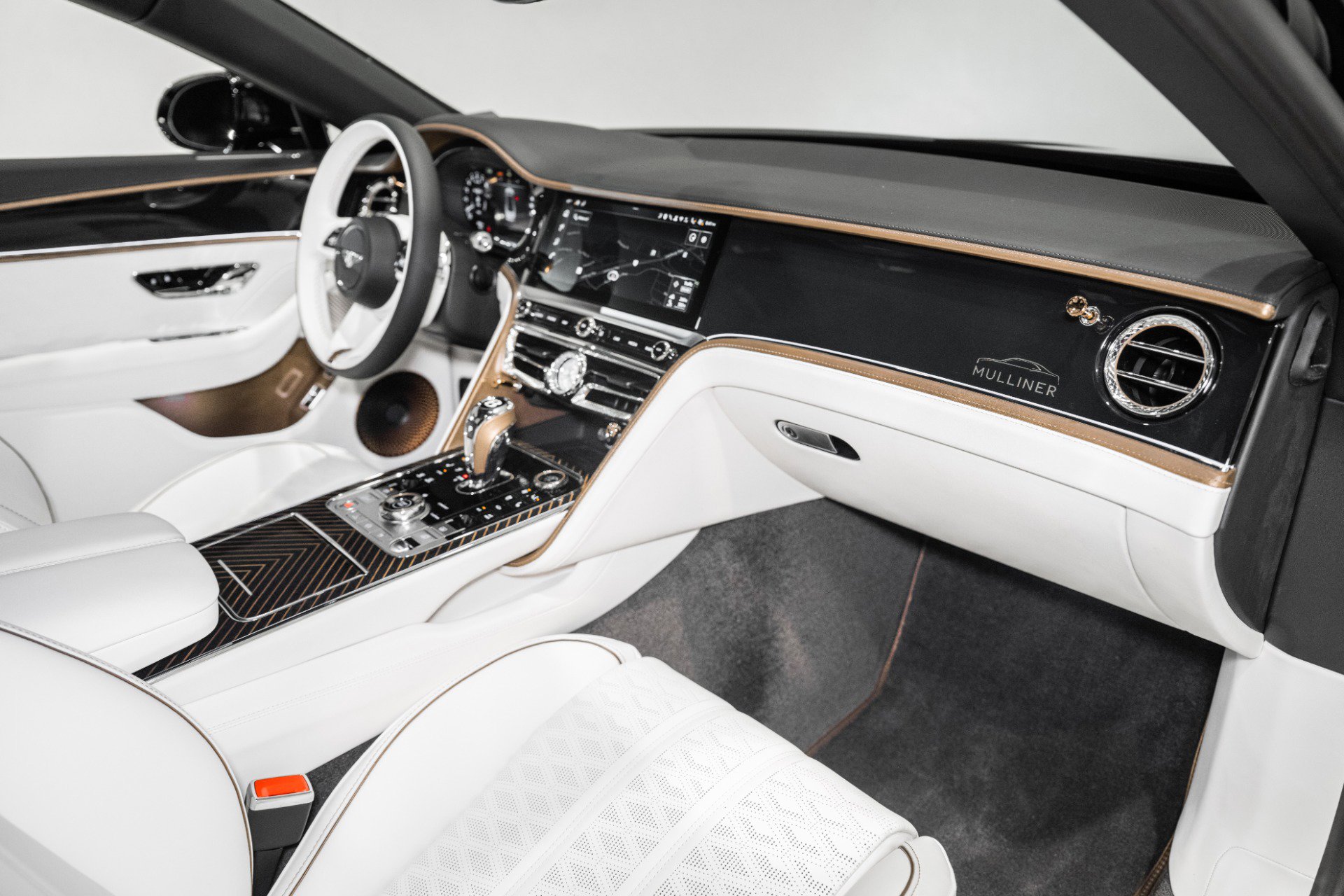 New 2026 Bentley Flying Spur Plug-In Hybrid image 4