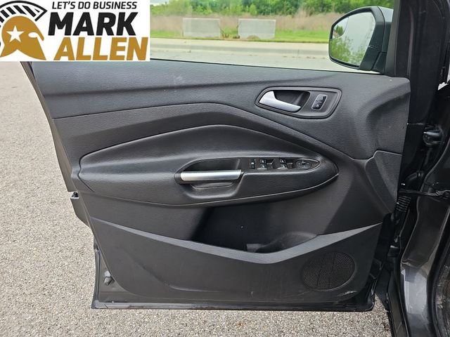 Used 2017 Ford Escape SE FWD image 21