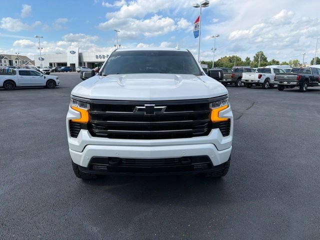 Used 2024 Chevrolet Silverado 1500 High Country w/ Technology Package AWD/4WD image 16