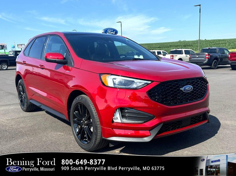 Used 2022 Ford Edge ST-Line w/ Class II Trailer Tow Package image 1