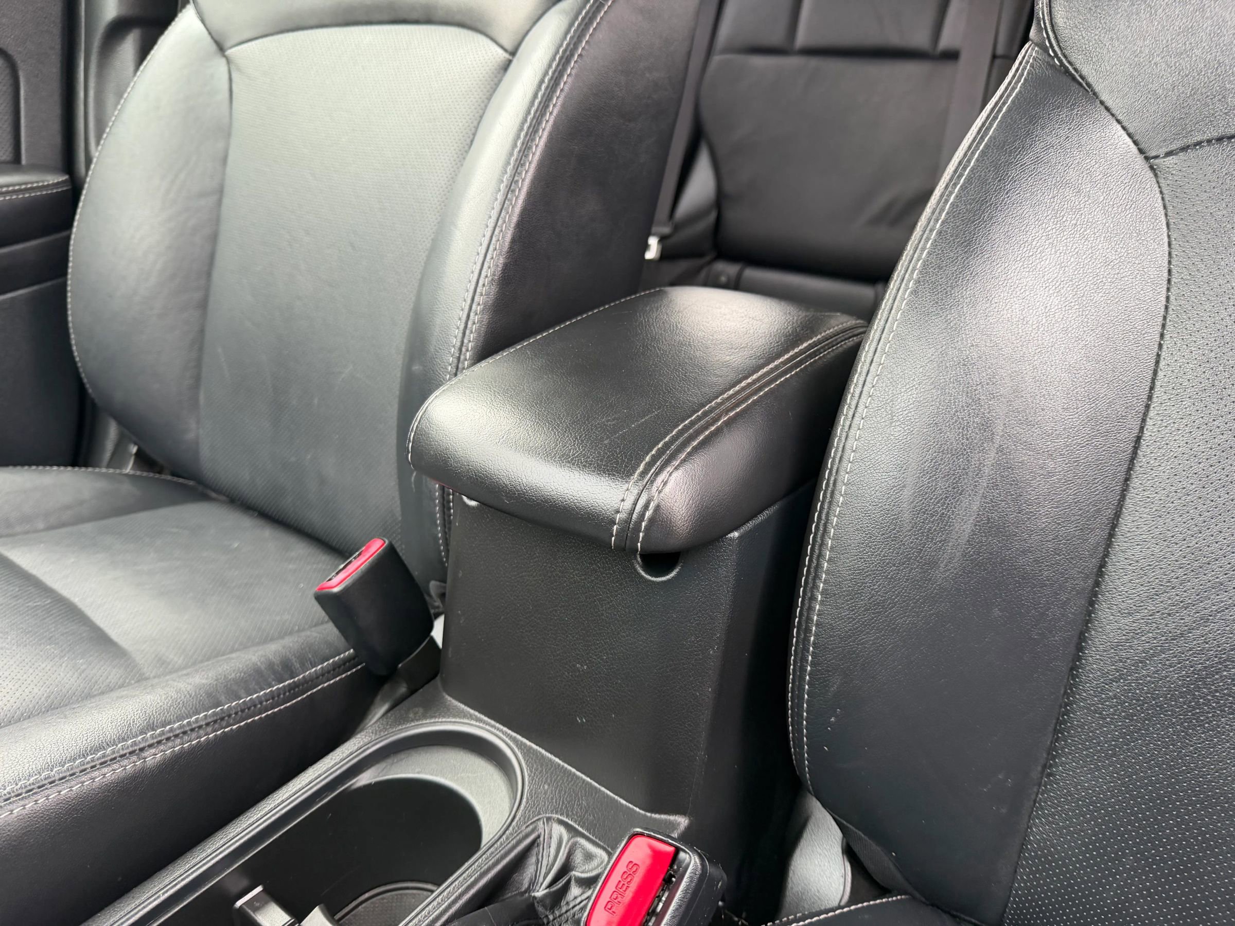 Used 2014 Subaru Forester 2.5i Limited image 32