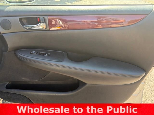 Used 2002 Lexus ES 330 FWD image 23