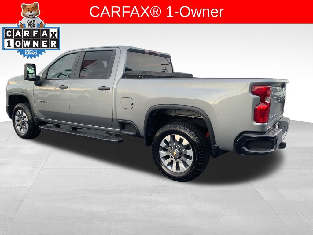 Used 2024 Chevrolet Silverado 2500 Custom w/ Custom Convenience Package AWD/4WD image 3