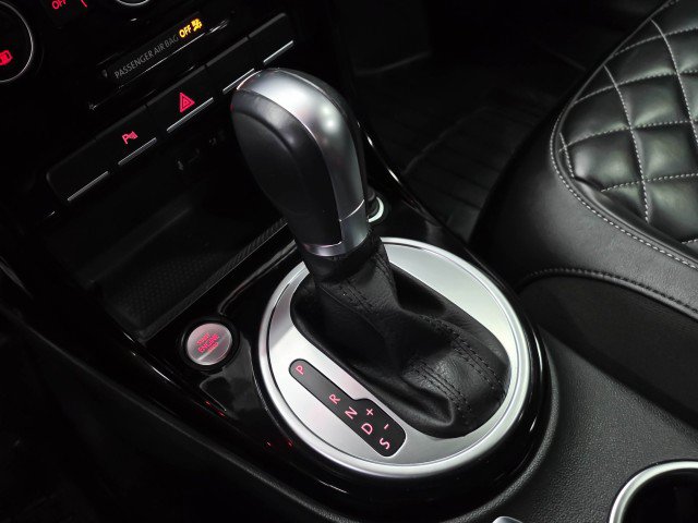 Used 2019 Volkswagen Beetle 2.0T Final Edition SEL FWD image 27