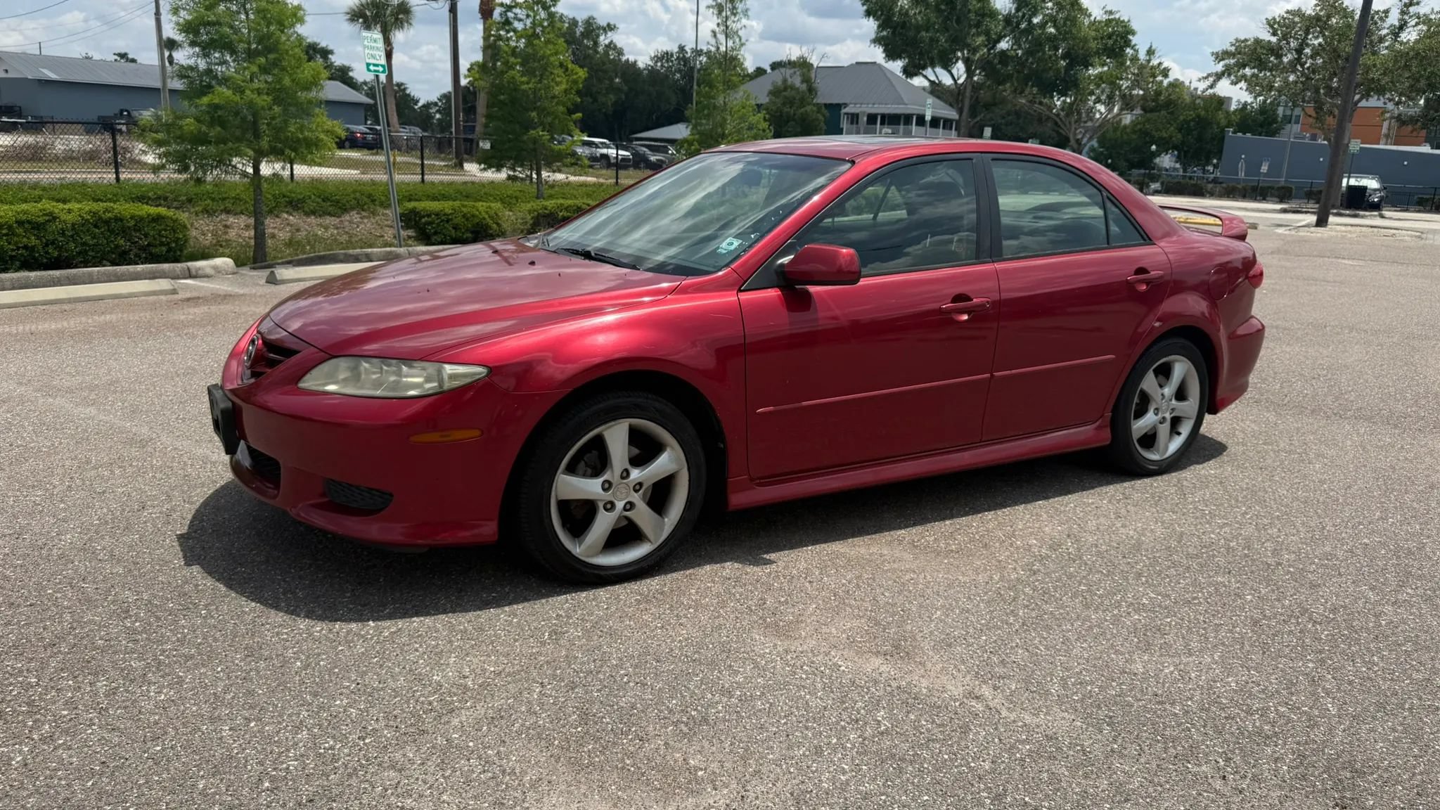 Used 2005 MAZDA MAZDA6 i Sport w/ Bose Audio & Moonroof Pkg FWD image 2