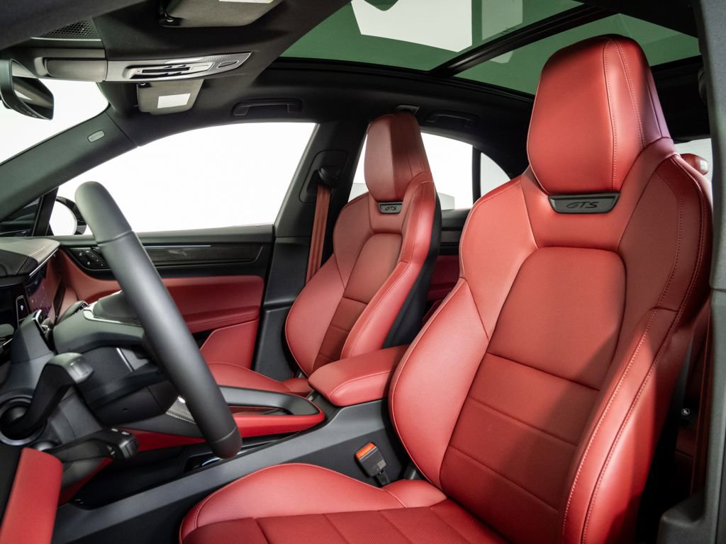 New 2026 Porsche Macan GTS Electric AWD/4WD image 5