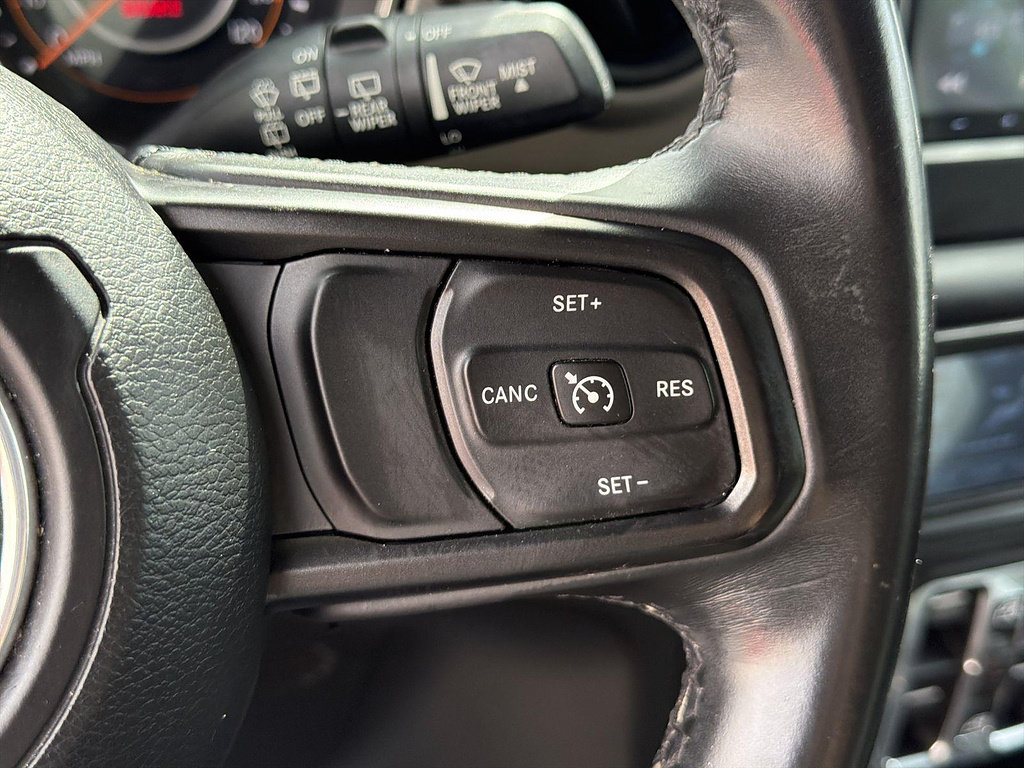 Used 2018 Jeep Wrangler Unlimited Sport S AWD/4WD image 35