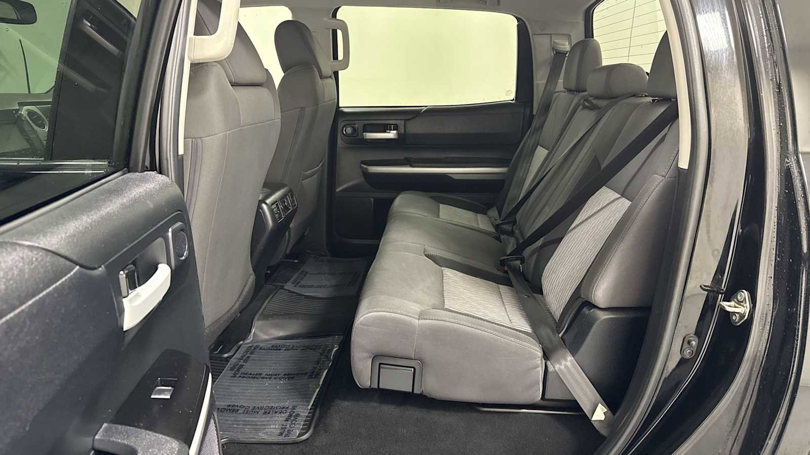 Certified 2017 Toyota Tundra SR5 image 24