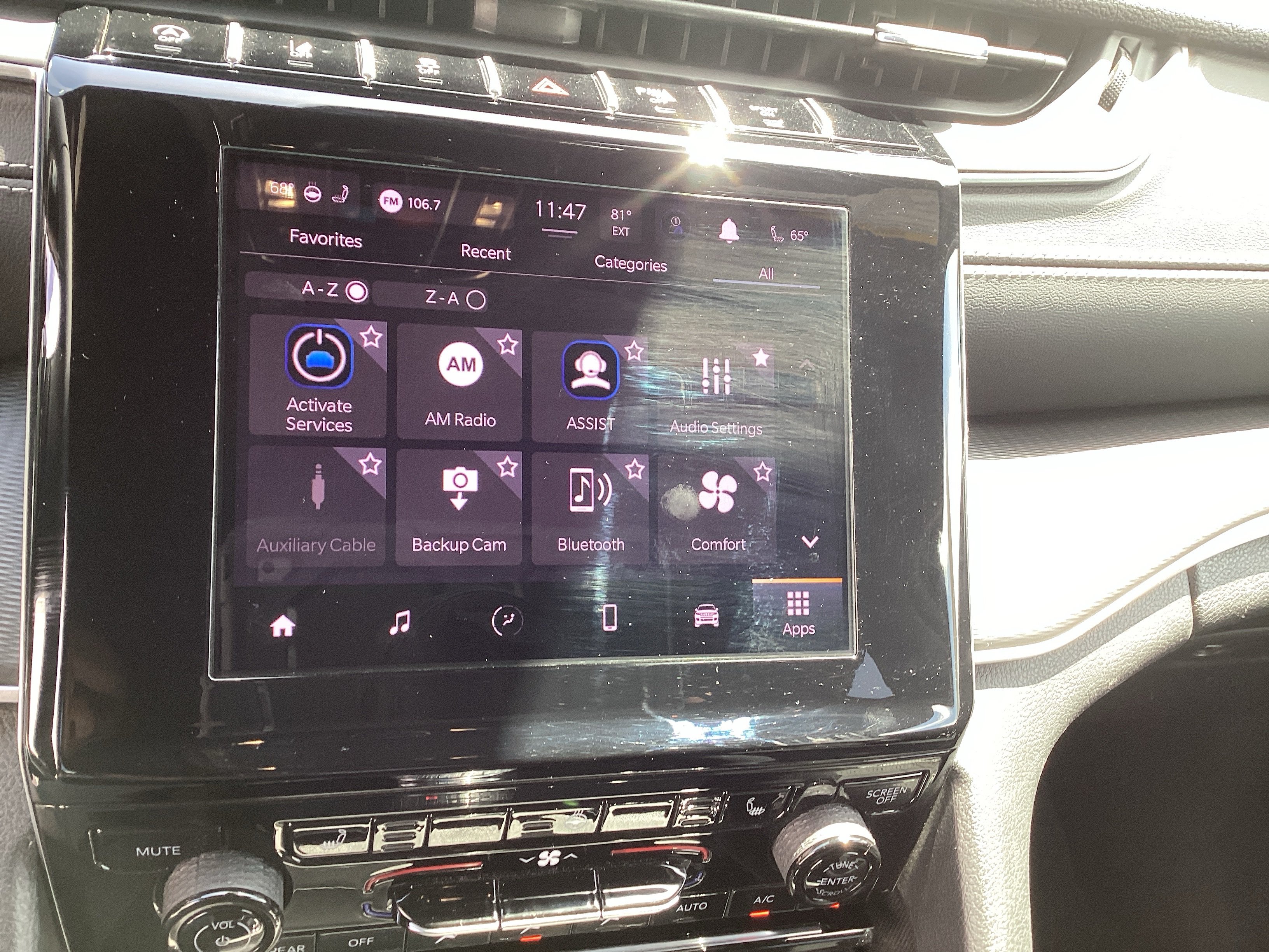 Used 2025 Jeep Grand Cherokee L Laredo RWD image 21