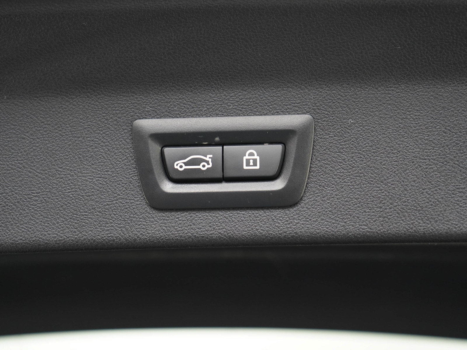 Used 2021 BMW X3 xDrive30i AWD/4WD image 17