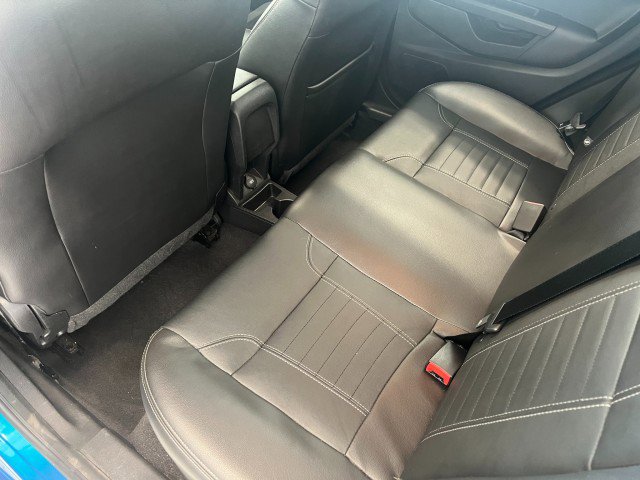 Used 2014 Ford Fiesta Titanium image 32