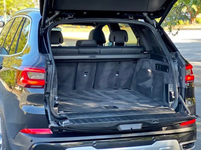 Used 2022 BMW X5 sDrive40i w/ Parking Assistance Package image 50