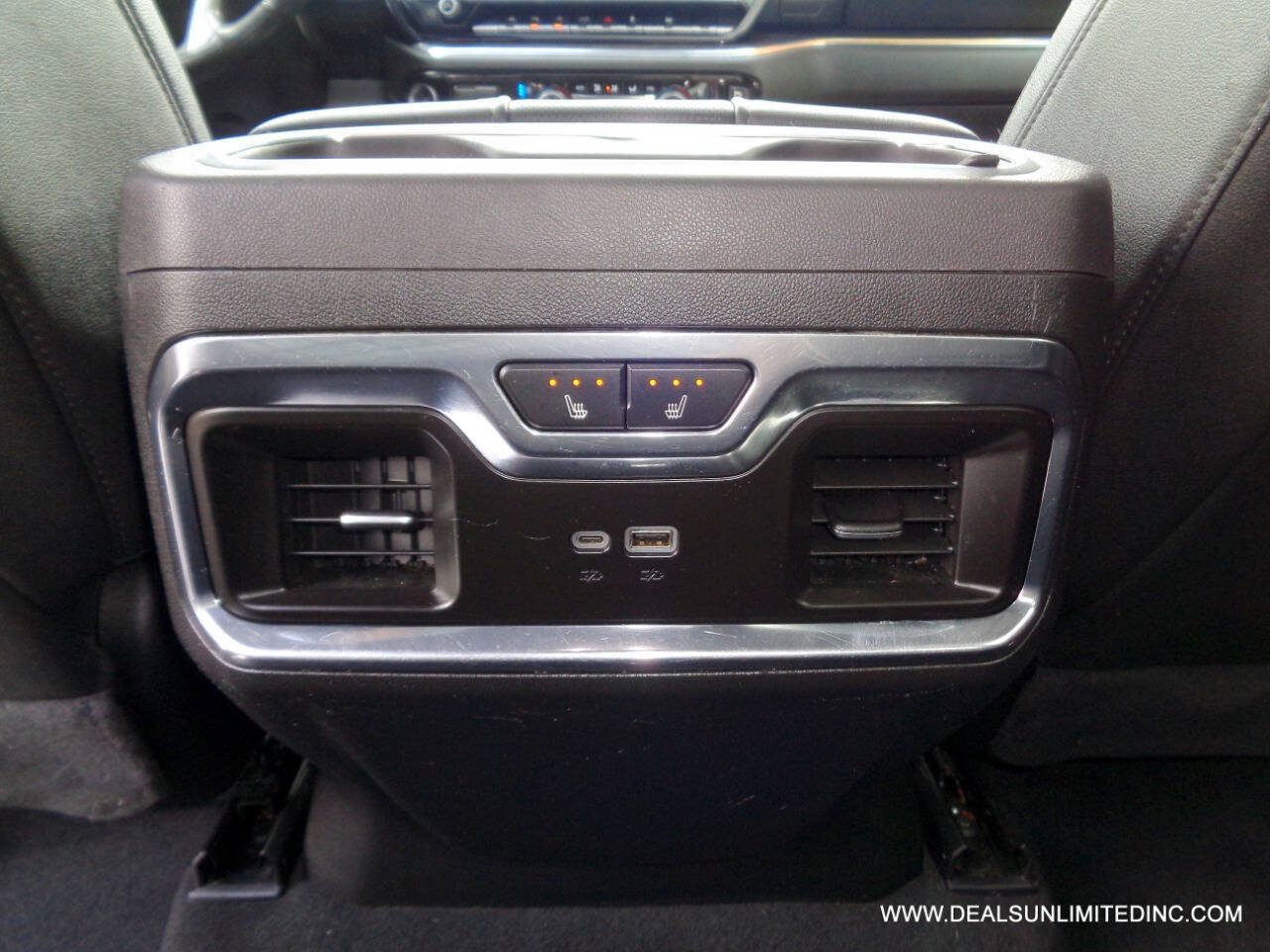 Used 2024 Chevrolet Silverado 1500 LTZ w/ LTZ Premium Package AWD/4WD image 27